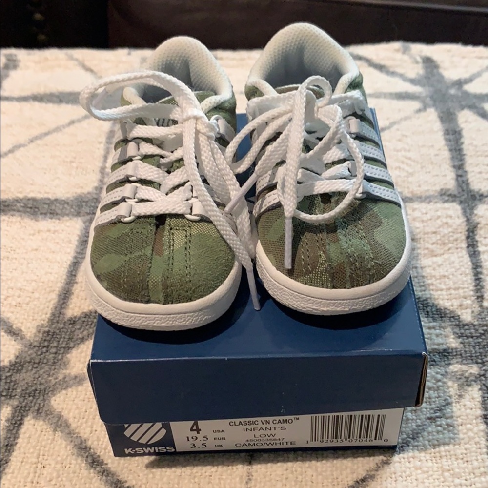Old school K Swiss Camo sneakers infant SZ 4